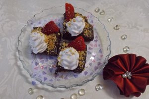 Desert maci cu vanilie si alune