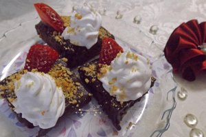 Desert maci cu vanilie si alune