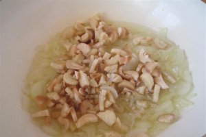 Tocanita de ciuperci