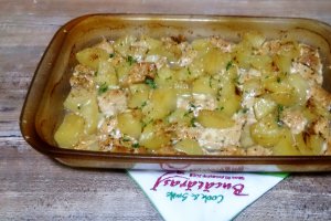 Cartofi si piept de pui cu lamaie si parmezan