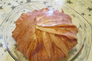 Aperitiv placinta cu bacon si cartofi