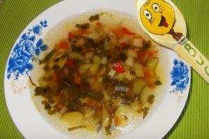 Ciorba de zucchini cu leurda
