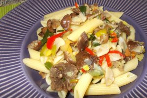 Penne Rigate cu ciuperci de roua si praz