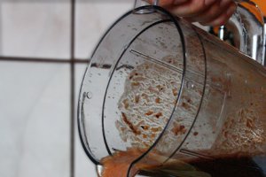 Milkshake cu fructe si cacao