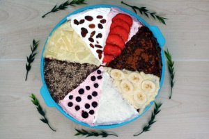 8 gusturi diferite intr-un singur tort