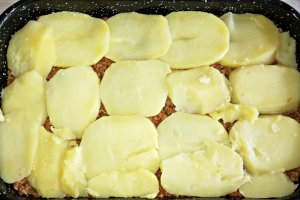 Reteta de musaca de cartofi cu carne, un preparat gustos