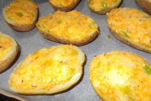 Aperitiv cartofi umpluti (reteta lacto-vegetariana)