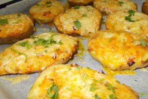 Aperitiv cartofi umpluti (reteta lacto-vegetariana)