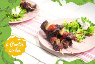 Frigarui de miel si salata asortata