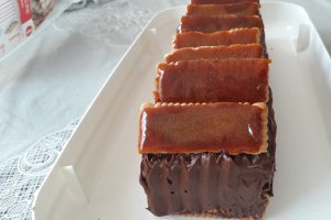 Dobos din biscuiti