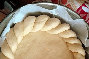 Desert pasca cu branza si smantana