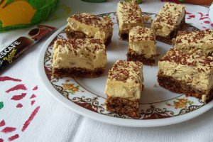 Desert prajitura cu nuca si cafea