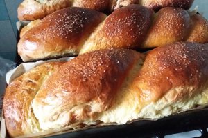 Desert cozonaci umpluti cu mac si nuca