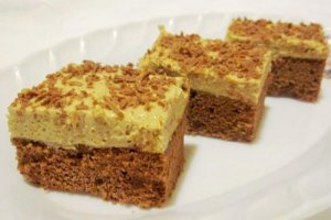 Desert prajitura cu ciocolata si crema de branza cu ness