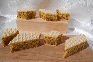 Desert prajitura cu foi de napolitana