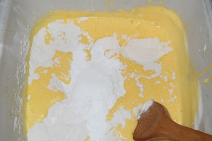 Desert prajitura cu foi de napolitana