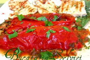 Ardei umpluti cu ciuperci