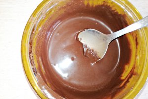 Desert chec cu cacao si nuci