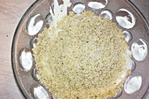 Desert chec cu cacao si nuci
