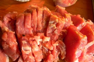 Aperitiv cald cu ou de prepelita