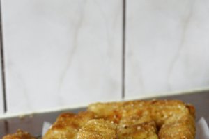 Aperitiv mac and cheese sticks (batoane de macaroane cu cascaval)