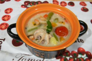 Supa cu fructe de mare