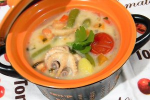 Supa cu fructe de mare