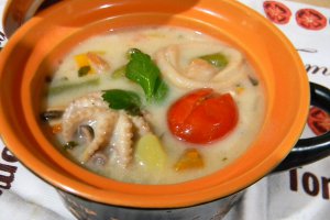 Supa cu fructe de mare