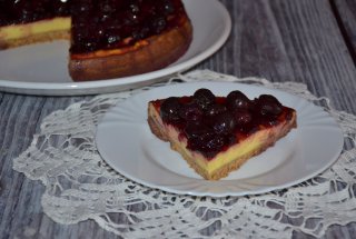 Desert cheesecake cu cirese