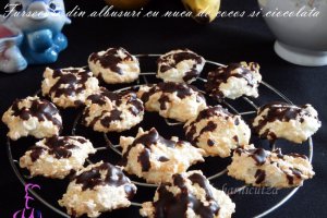 Desert fursecuri din albusuri cu nuca de cocos si ciocolata