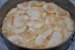 Desert prajitura cu mere, crema de vanilie si bezea-4