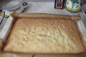 Desert prajitura cu visine si ciocolata