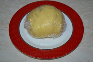 Tarta cu ciuperci, broccoli si telemea