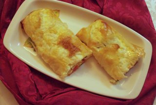 Aperitiv rulada cu branza si legume