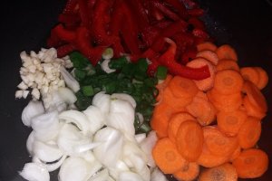 Dovlecei sote cu carne de pui