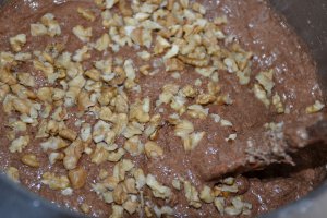Desert negresa cu ciocolata, nuci si crema de lamaie