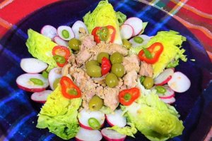 Salata cu ton afumat