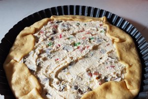 Aperitiv tarta cu branza si legume