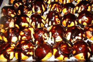 Desert profiterol cu crema de ciocolata si mascarpone