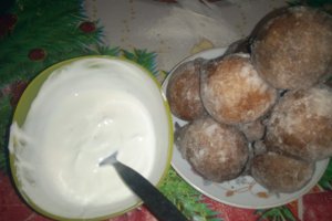 Desert gogosele rapide cu iaurt
