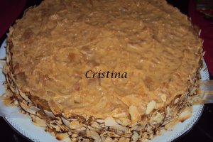 Desert tort cu crema de caramel
