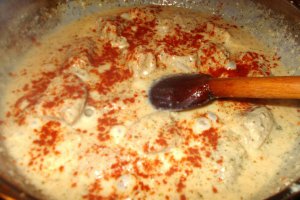Pulpa de porc in sos de smantana cu piure de cartofi
