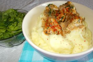 Pulpa de porc in sos de smantana cu piure de cartofi