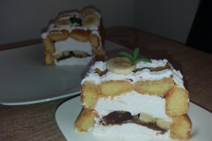 Desert cu banane si ciocolata