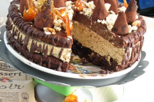 Desert tort pralinat cu trufe
