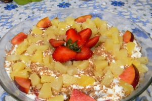 Desert cu piscoturi si panettone