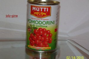Tocanita de rosii cu mamaliguta