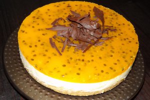 Desert cheesecake cu jeleu de fructul pasiunii (maracuya)