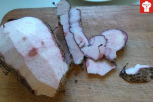 Chiftelute din carne de porc cu piure bicolor