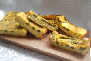 Aperitiv omleta cu sparanghel